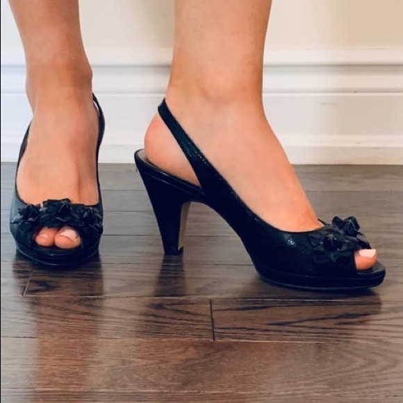 Strappy peep toe heels - Picture 2 of 4